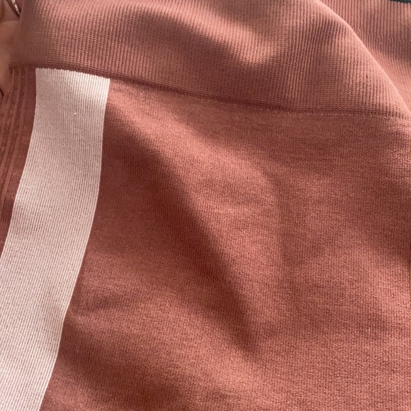 Fabletics High Waisted Seamless Legging - Picture 9 of 10